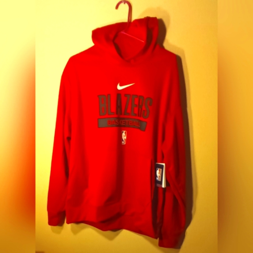 New NBA Blazers Hoodie Men's XL by Nike